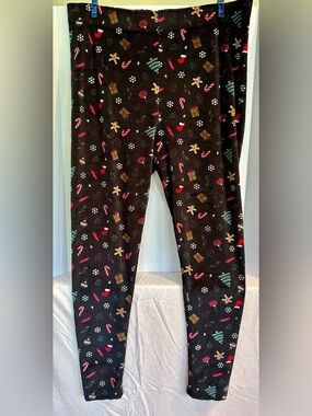 Women's Black Holiday Print Leggings - Festive Pattern